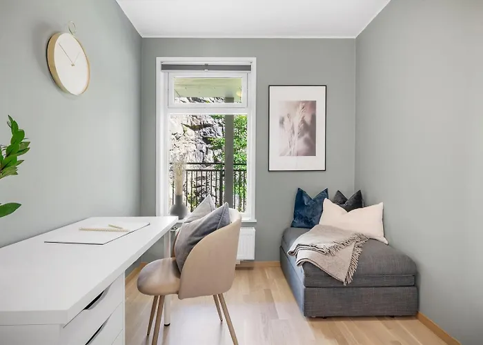 Modern By The Sea - Free Parking Daire