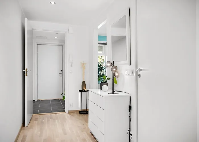 Modern By The Sea - Free Parking Daire *